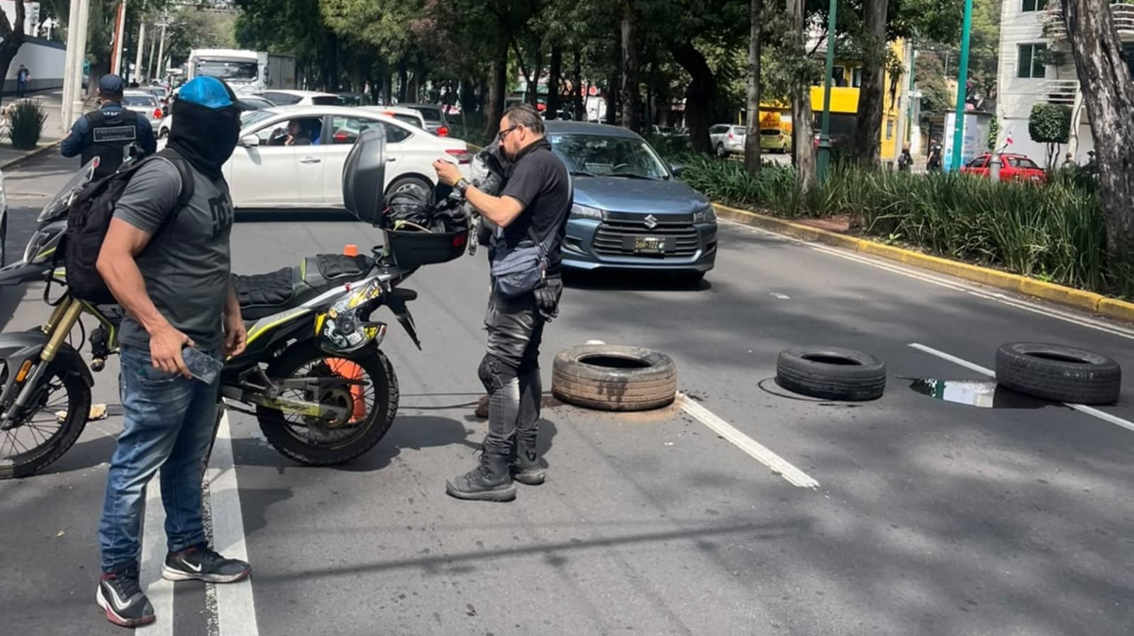 Exagentes de la Policía Federal protestan por posible recorte salarial y cambio de funciones