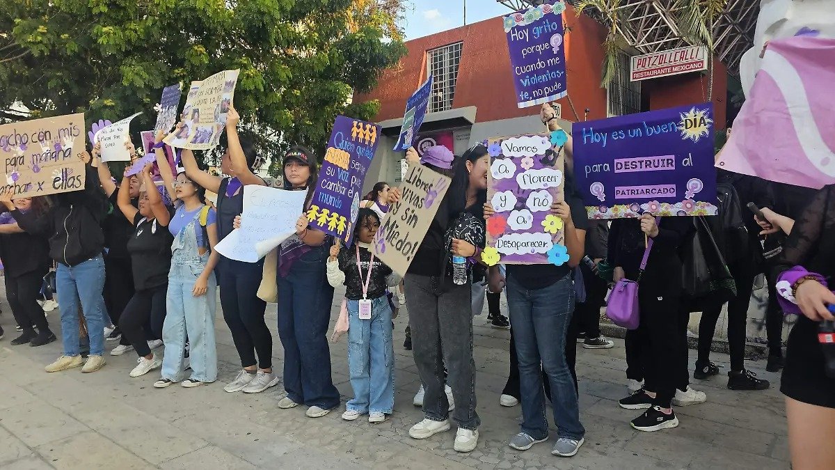Asamblea de Mujeres Tuxtla exige justicia por feminicidios y una revisión de la Alerta de Género en Chiapas
